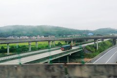 ���ϣ����ݺ�Ͽ9��17��15ʱ��ȫ��ͣ��