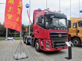 原汁原味的自主技术 华菱星马携拳头产品亮相梁山车展