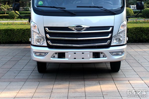 想买国六轻卡?时代领航6了解一下 主驾还带减震座椅