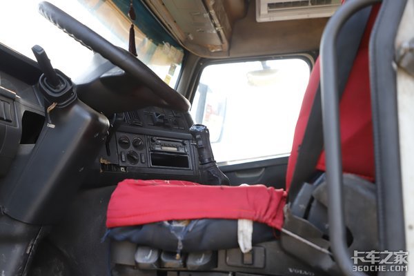 10年前的沃尔沃FM 它能胜任港口运输吗