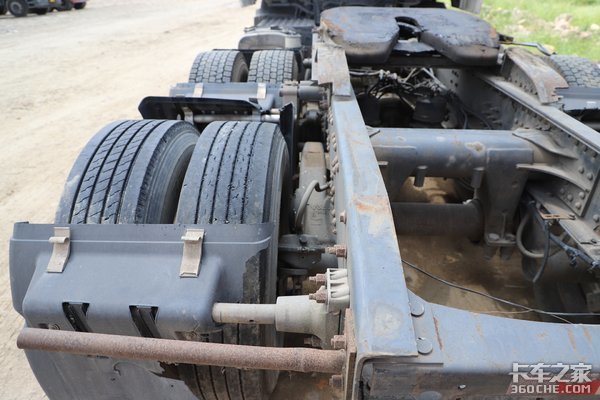 10年前的沃尔沃FM 它能胜任港口运输吗