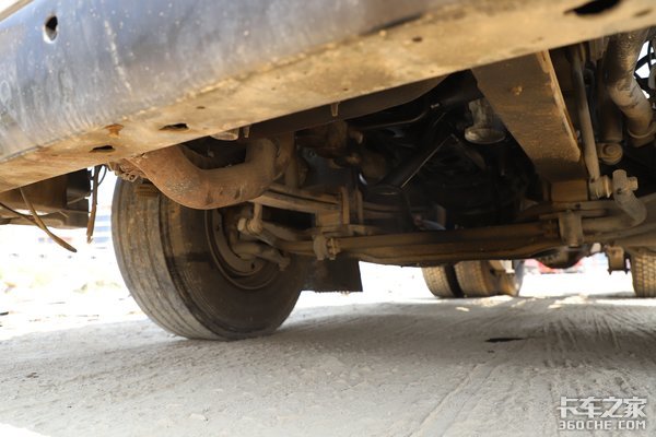 10年前的沃尔沃FM 它能胜任港口运输吗