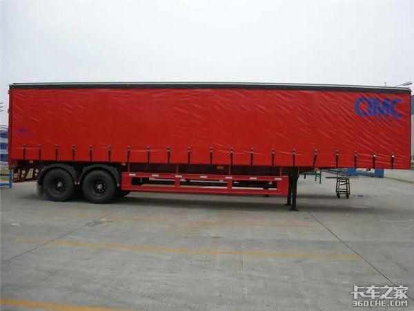 国外普及的侧帘式半挂车 在国内却罕见