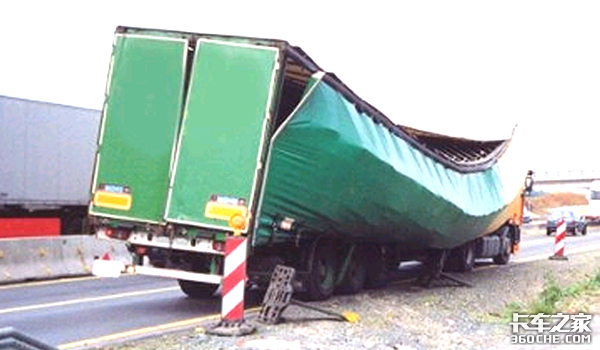 国外普及的侧帘式半挂车 在国内却罕见