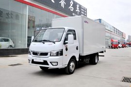 搭载2.3升国六柴油动力 这款不到8万的途逸小卡堪比轻卡