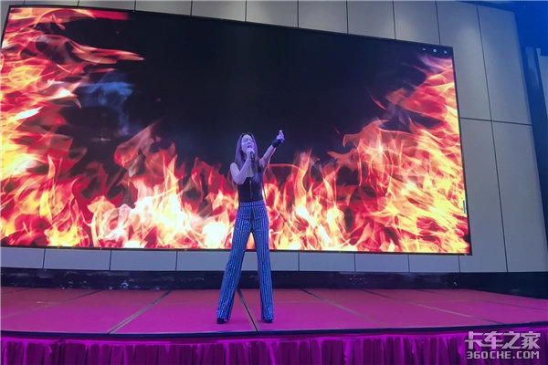 庆国庆迎中秋 解放轻卡推介会衡阳站