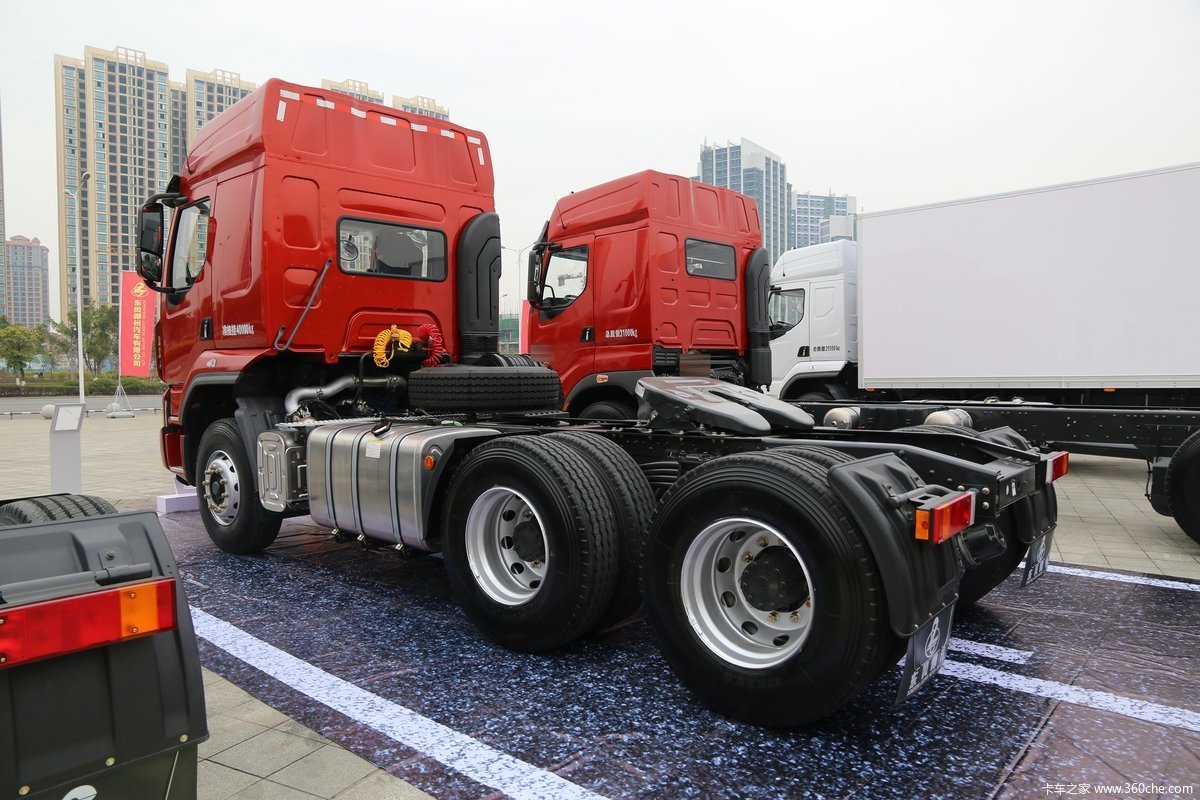 轻点才好多拉这4款轻量化牵引车考虑下图片列表