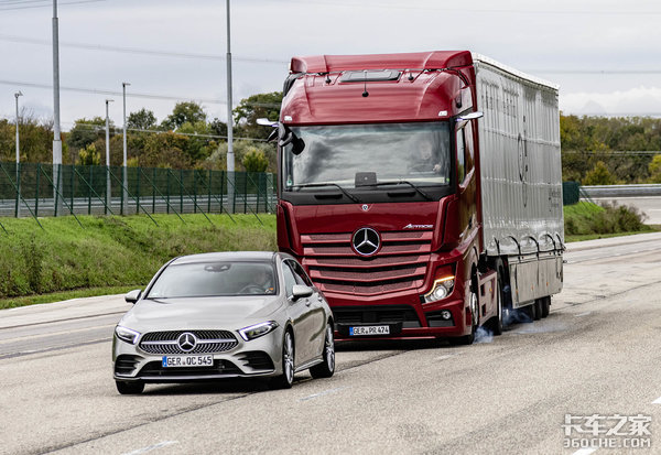 Actros Fǣ 50