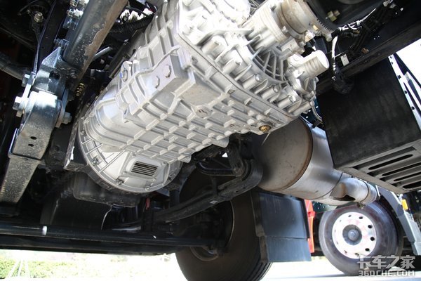 清洁能源是趋势 主流LNG牵引车型大盘点