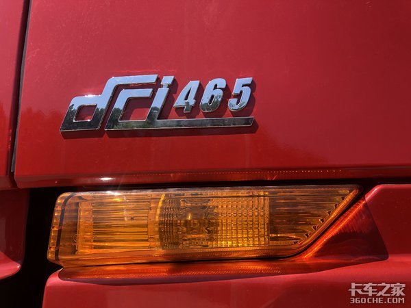 465马力+1000L油箱,东风天龙8x4载货车跑长途妥妥的