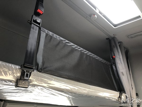 465马力+1000L油箱,东风天龙8x4载货车跑长途妥妥的