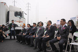 日野新品亮相北京车展