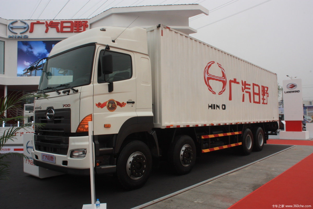 醉翁之意不在酒广汽日野8x4载重车解析图片列表