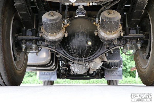 上卡车之家 礼遇“备货季”解放江淮等知名轻卡早鸟价钜惠来袭