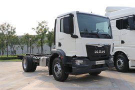 车市速看：250马力自动挡中卡底盘 MAN TGM 4×2了解一下