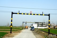 �ĳǣ�����ž�Υ���޸��޿��ͼ�鿨��