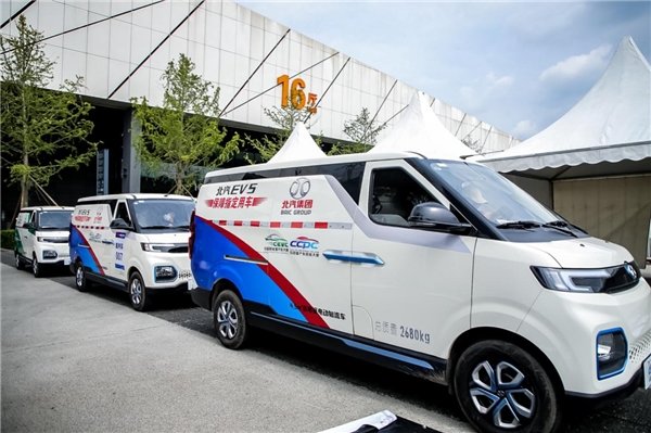 新能源汽车大赛成都站圆满落幕