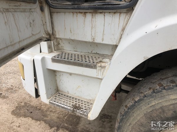 11年跑65万公里 斯太尔王搅拌车真抗造