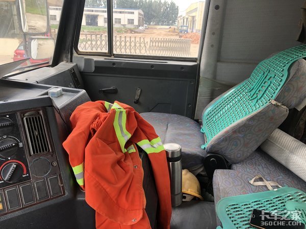 11年跑65万公里 斯太尔王搅拌车真抗造