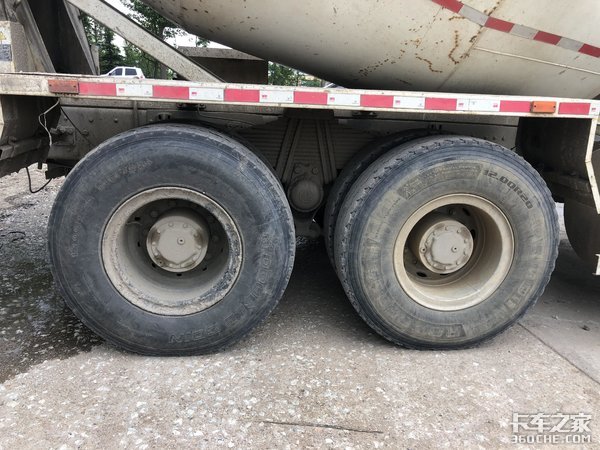 11年跑65万公里 斯太尔王搅拌车真抗造