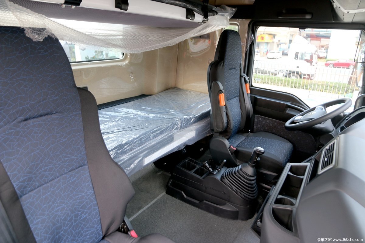 车市速看480马力汕德卡g742牵引车图片列表