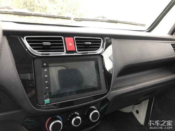 自重2.2吨能拉1.4吨货,城际短途运输,福田时代小卡更划算