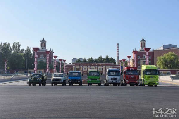 ����Դ����Ϊ��ͬ�ʻ����أ�����γ�Ȧ