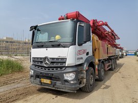 奔驰阿洛斯底盘+三一上装，这款混凝土泵送车不简单