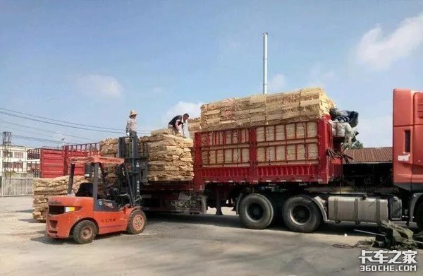 货主不给运费 卡友拉走货物 这样违法吗