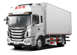 不用割顶不会漏雨 格尔发斜坡高顶双卧冷藏车让运输更轻松