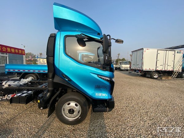 深耕司机第一 飞碟W体验官活动成功交车