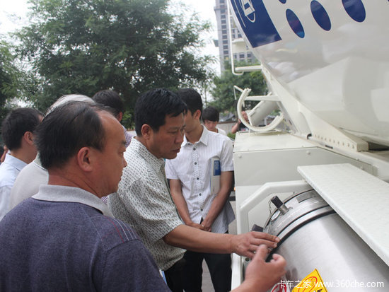 �м�����LNG���賵&nbsp;'����2012���ƹ��'