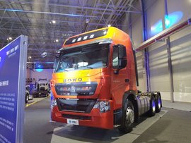 卧铺宽度将近1米！ 新款豪沃T7H内饰“变了”