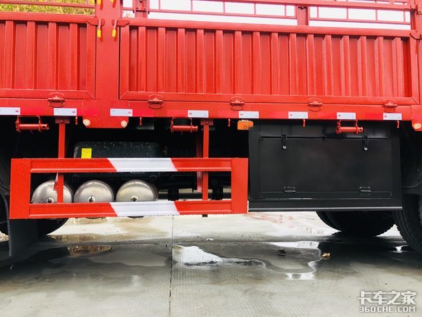 跑冷链 看看福田欧曼EST能不能满足你