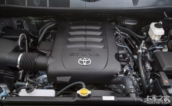 搭载5.7升V8发动机，在北美只要22万，丰田坦途皮卡真香