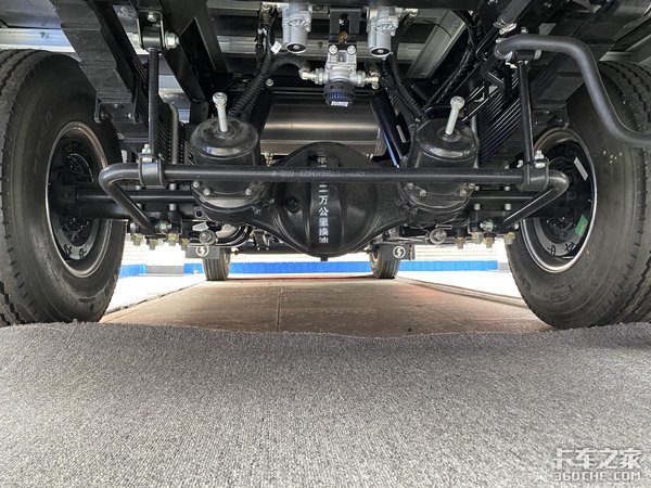 节油率最高可达35.3% 陕汽轻卡德龙E3000足以解决你的里程焦虑