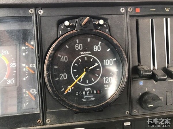 4026 ʵ˹82Hͷ