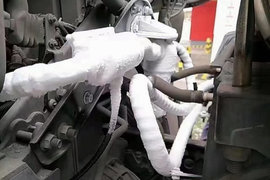 这些配件被冻坏不赔！ LNG卡车要注意了 别小看异常结冰