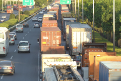 ��ۿ羳����˾����ÿ��15Сʱ���ڳ���