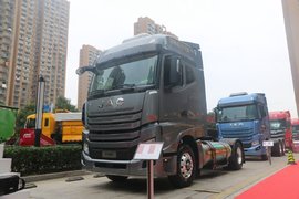 车市速看:康明斯15L燃气加持侧置气罐 续航动力兼具的格尔发K7快递车