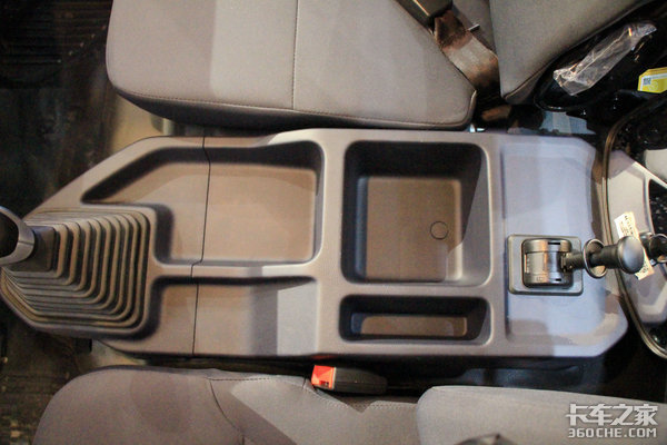 116马力售10.98万起 国六翼放EC7大秀五十铃ELF血统