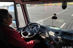 ���˼�ʻ��1���������赲������