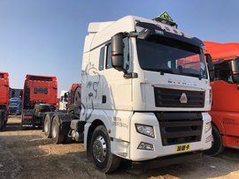 1000L大气罐,8气囊悬挂,重汽汕德卡危险品车够高端吗?