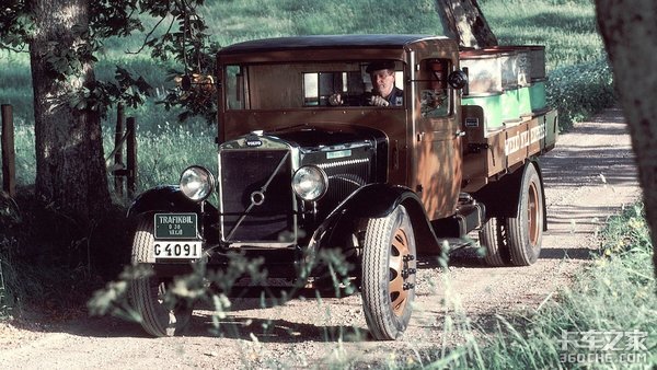 看腻了沃尔沃豪华卡车?80年前它长这样