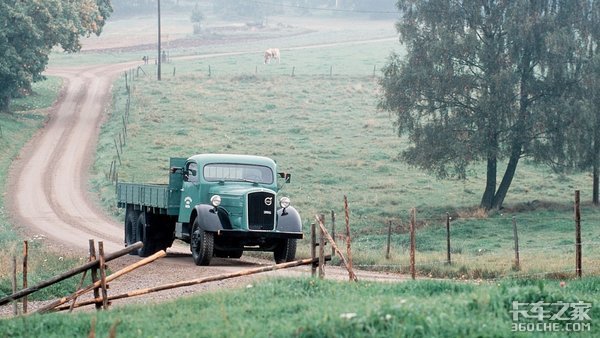 看腻了沃尔沃豪华卡车?80年前它长这样