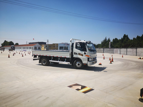 �����Ῠ����������ѡ����վ������Ϯ