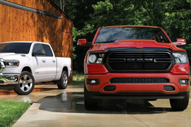 美国最受欢迎的皮卡,在中国却十分罕见,详解道奇1500皮卡