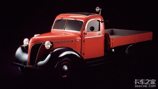 回顾二战时期沃尔沃造过的卡车，这“大鼻子”看着眼熟吗？