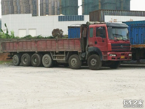 飞机板、百吨王，盘点那些消失的公路霸主，哪个让你印象深刻