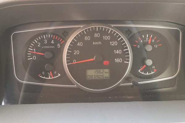 从第一台轻卡开始就与它结缘 江铃轻卡让卡友王称拉货休息两不误